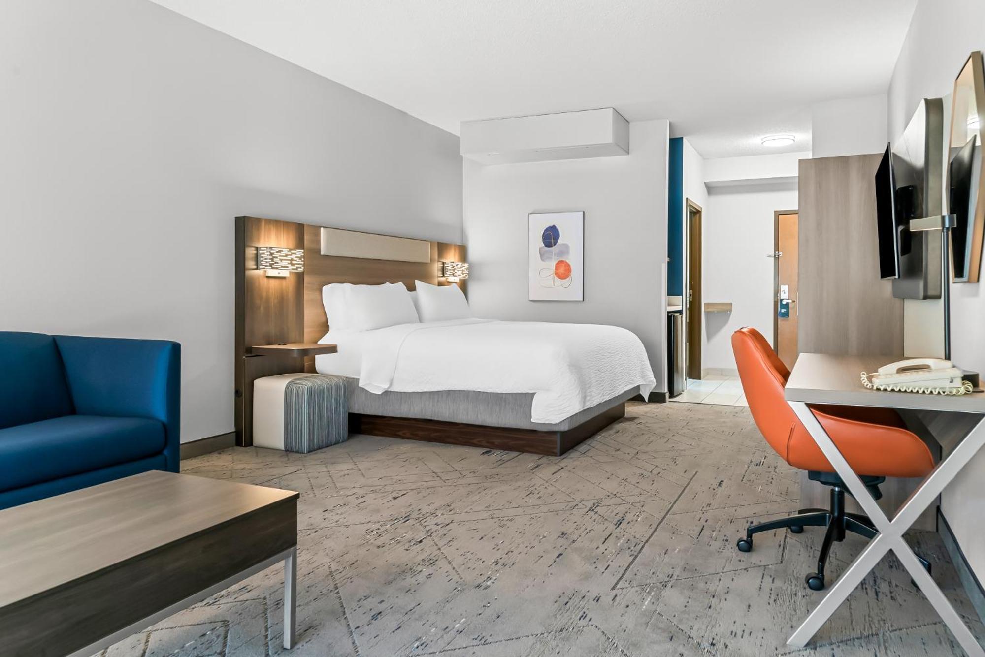 Holiday Inn Express & Suites - Detroit Northwest - Livonia By Ihg Exteriör bild