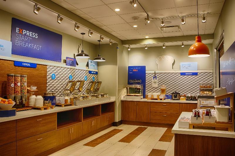Holiday Inn Express & Suites - Detroit Northwest - Livonia By Ihg Exteriör bild
